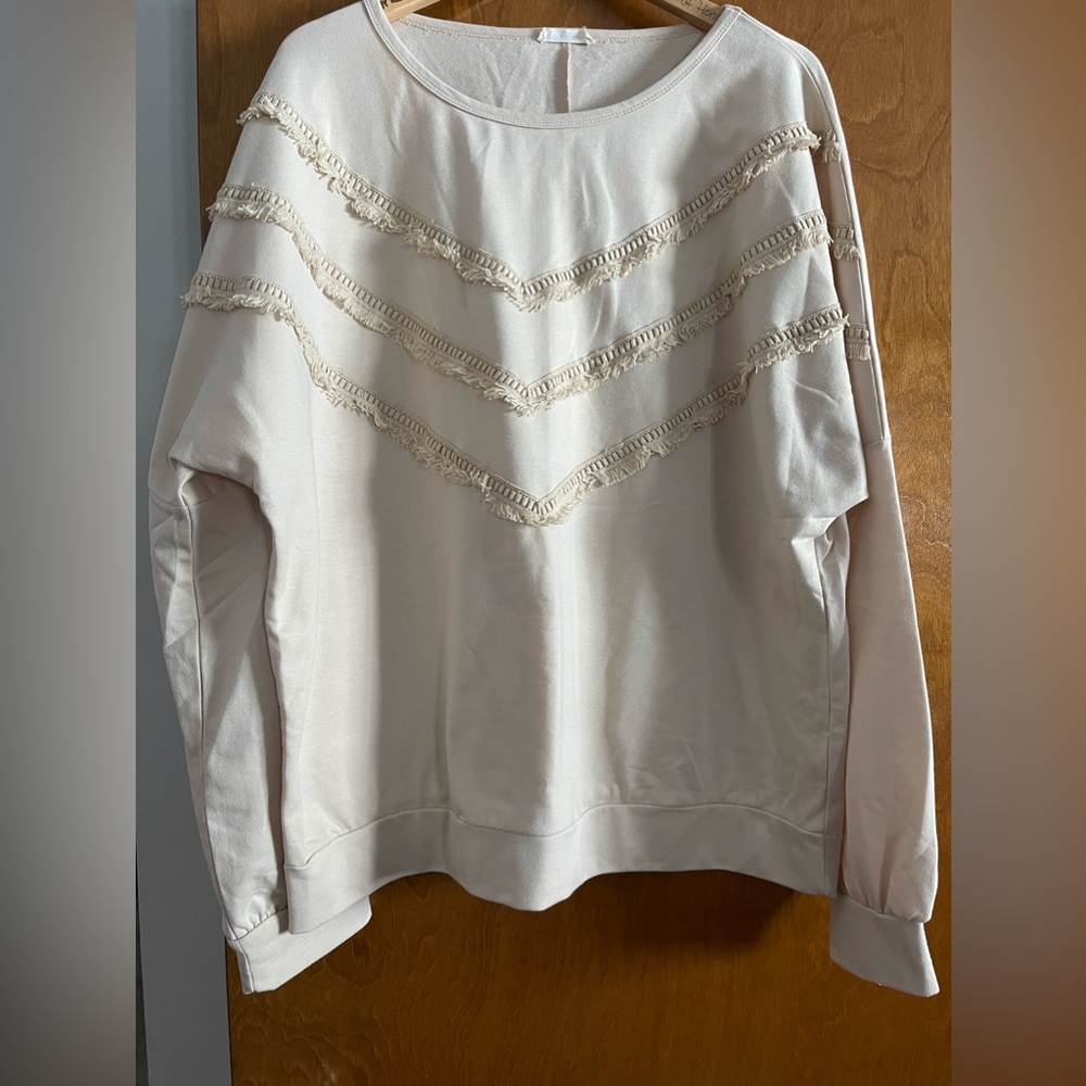 ANDTHEWAY FRINGE lightweight sweater